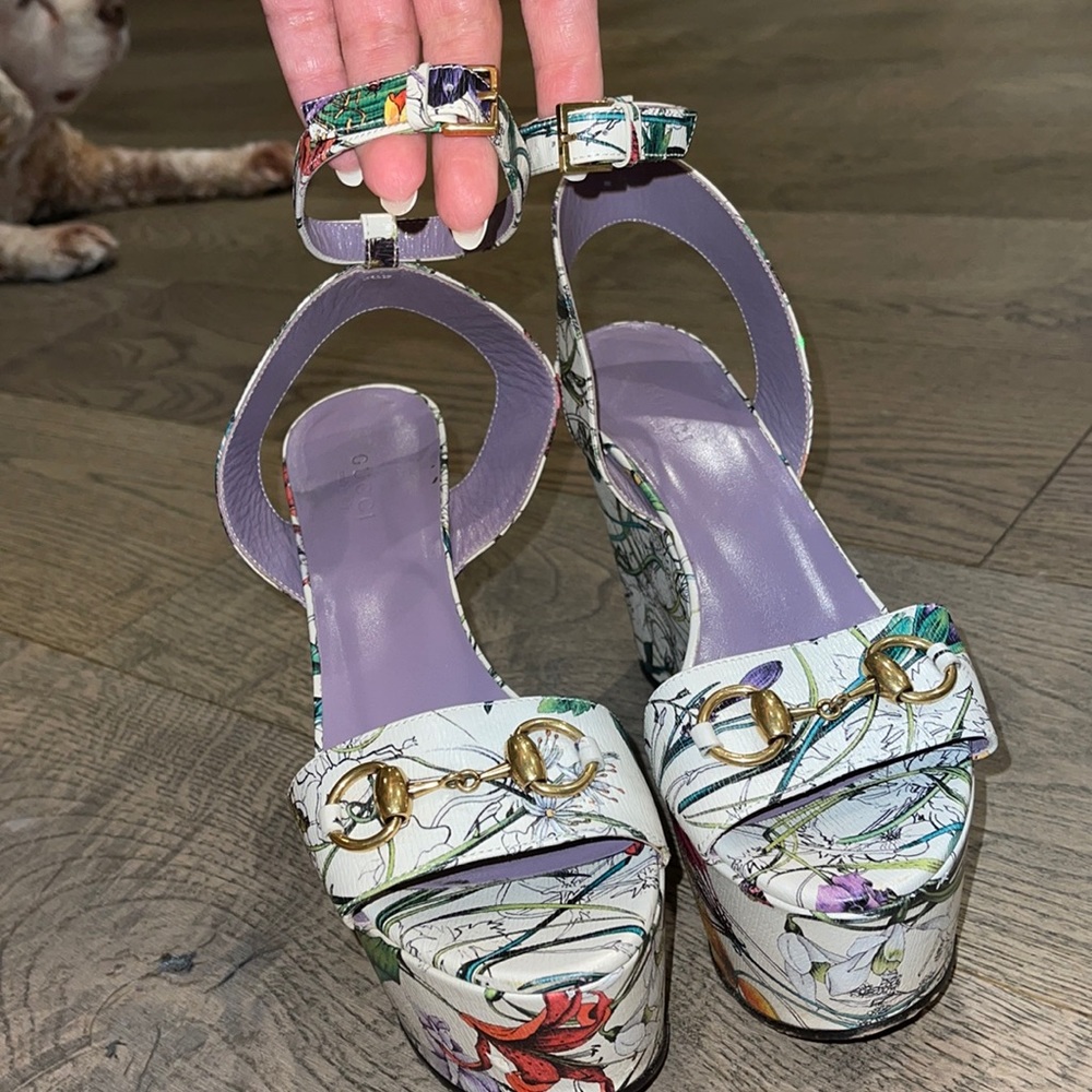 Gucci Floral Wedges Size 38